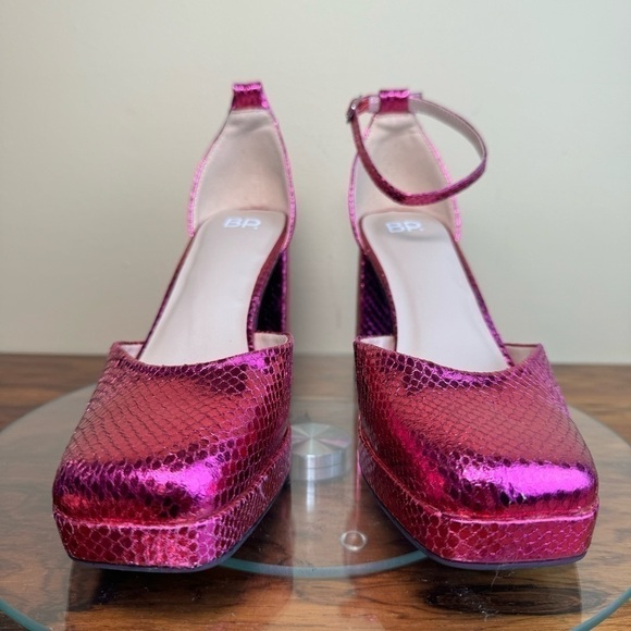 BP. Be Proud Pride Gender Inclusive Fynn Ankle Strap Platform Pump - Picture 5 of 14